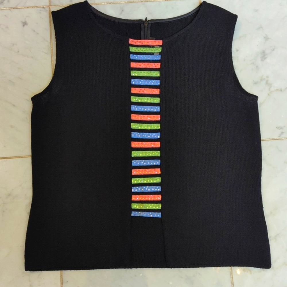 St John Knit Vintage Sleeveless top with sequined front design. Size 4